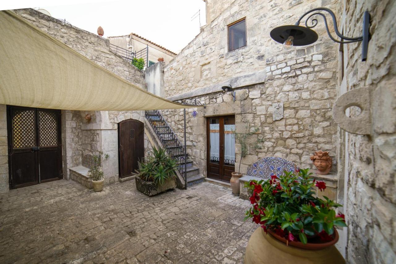 Historic Modica Villa Eksteriør bilde