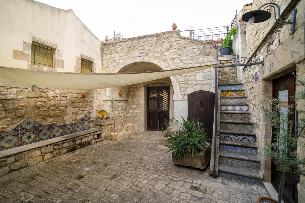 Historic Modica Villa Eksteriør bilde